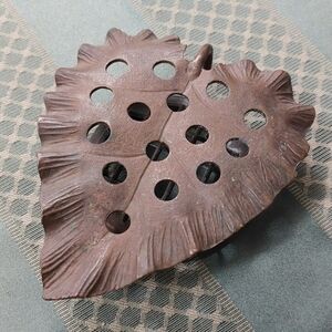 Antique Dazey lily pad metal flower frog